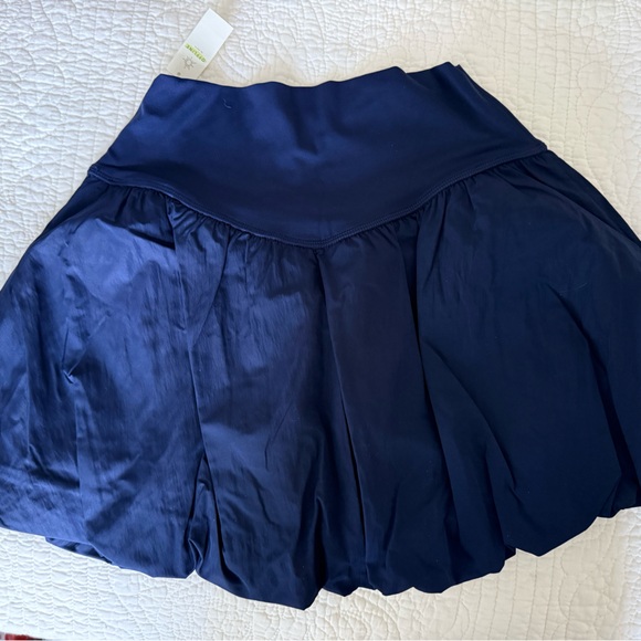 Offline by Aerie Navy Mini Bubble Skirt / Skort - Picture 2 of 4